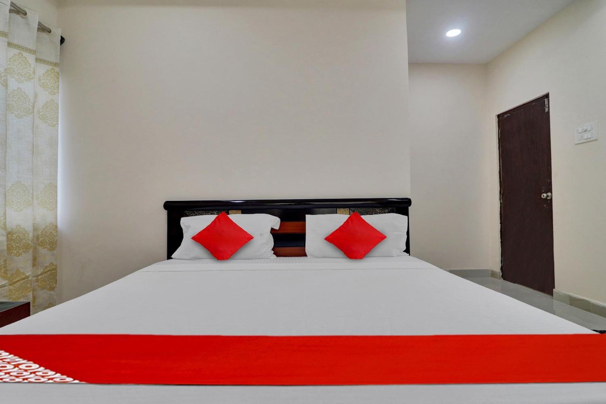 Hotel O Shri Ganesh Near By Himayatnagar,Ashok Nagar,Rtc X Roads Haiderabad Buitenkant foto