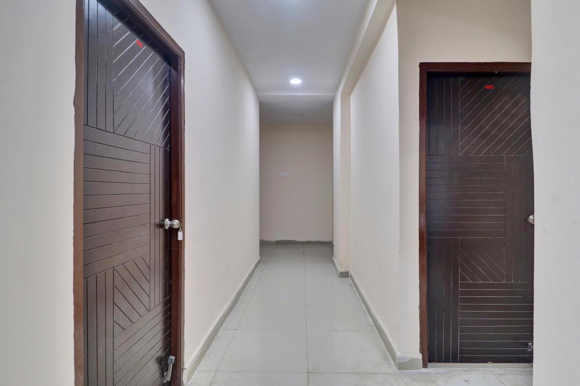 Hotel O Shri Ganesh Near By Himayatnagar,Ashok Nagar,Rtc X Roads Haiderabad Buitenkant foto