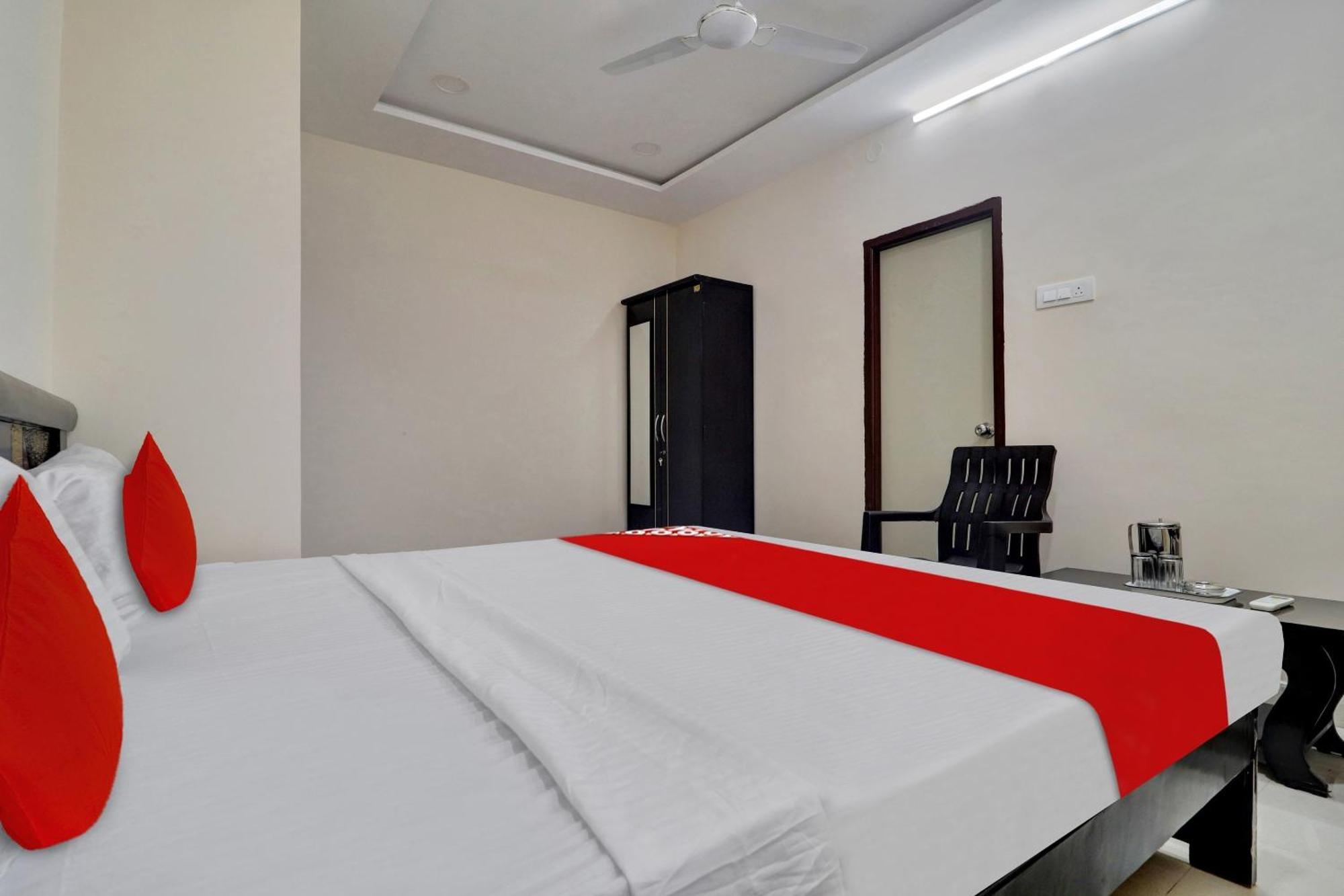 Hotel O Shri Ganesh Near By Himayatnagar,Ashok Nagar,Rtc X Roads Haiderabad Buitenkant foto