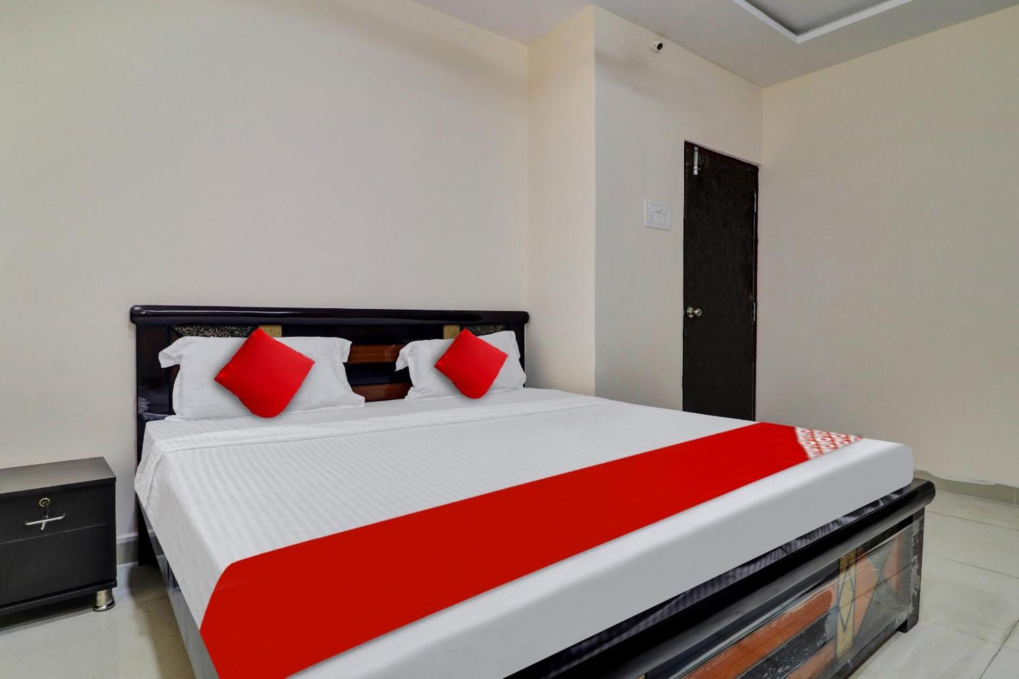 Hotel O Shri Ganesh Near By Himayatnagar,Ashok Nagar,Rtc X Roads Haiderabad Buitenkant foto