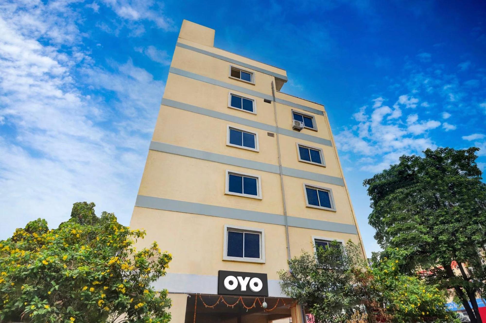 Hotel O Shri Ganesh Near By Himayatnagar,Ashok Nagar,Rtc X Roads Haiderabad Buitenkant foto