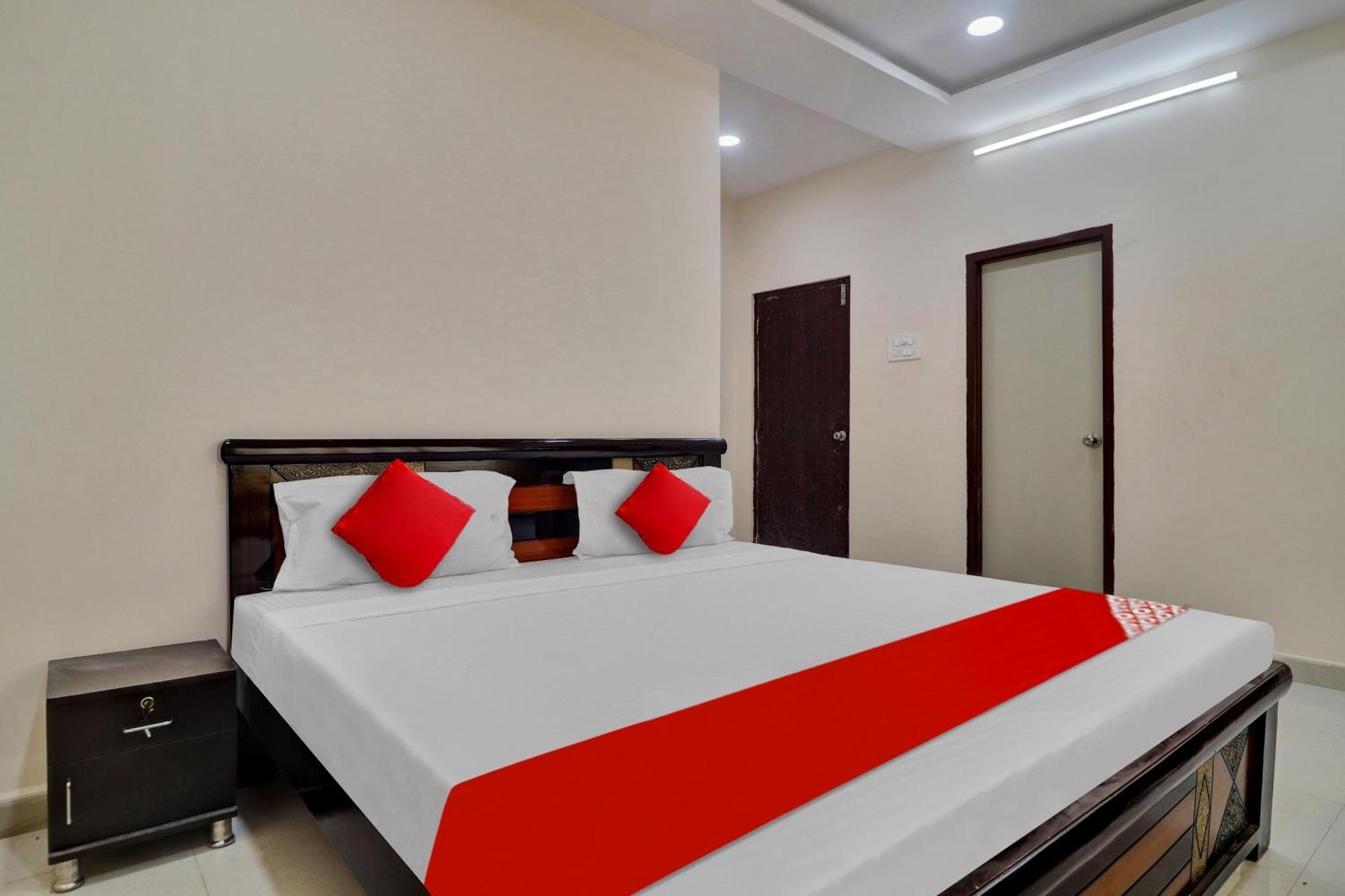 Hotel O Shri Ganesh Near By Himayatnagar,Ashok Nagar,Rtc X Roads Haiderabad Buitenkant foto