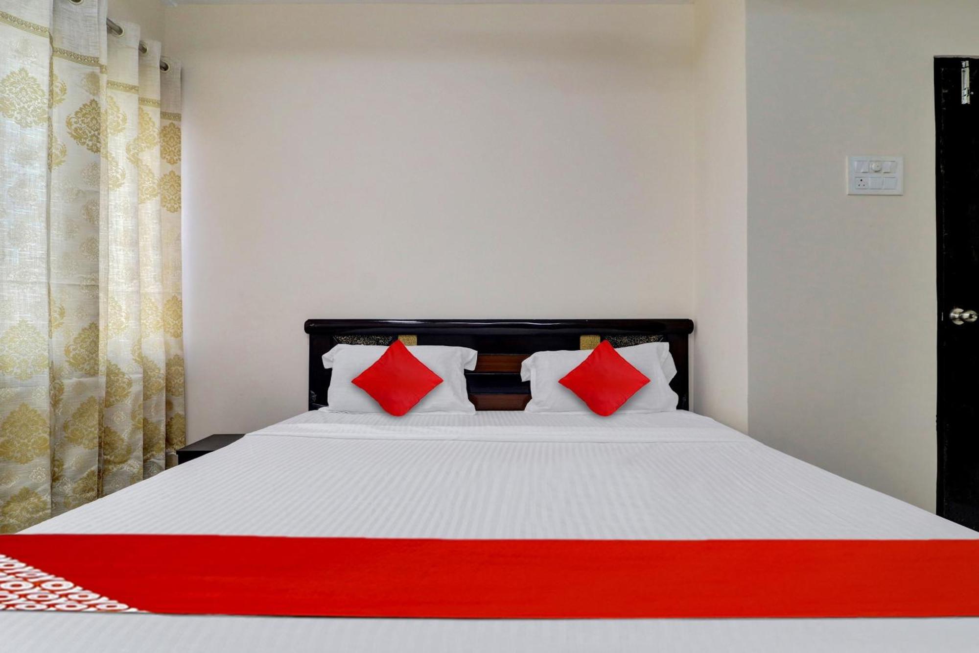Hotel O Shri Ganesh Near By Himayatnagar,Ashok Nagar,Rtc X Roads Haiderabad Buitenkant foto