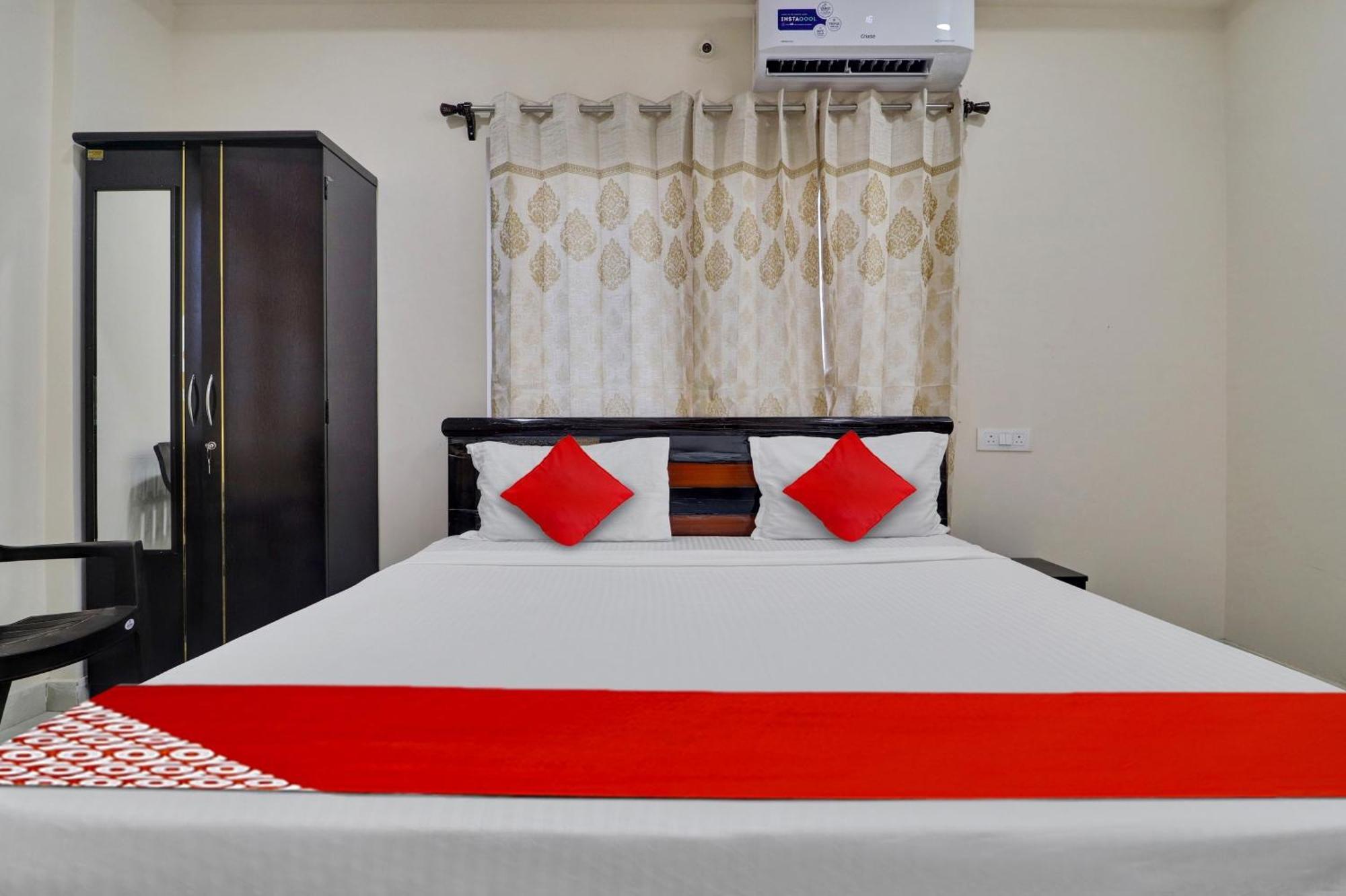 Hotel O Shri Ganesh Near By Himayatnagar,Ashok Nagar,Rtc X Roads Haiderabad Buitenkant foto
